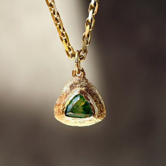 Olea Amulet