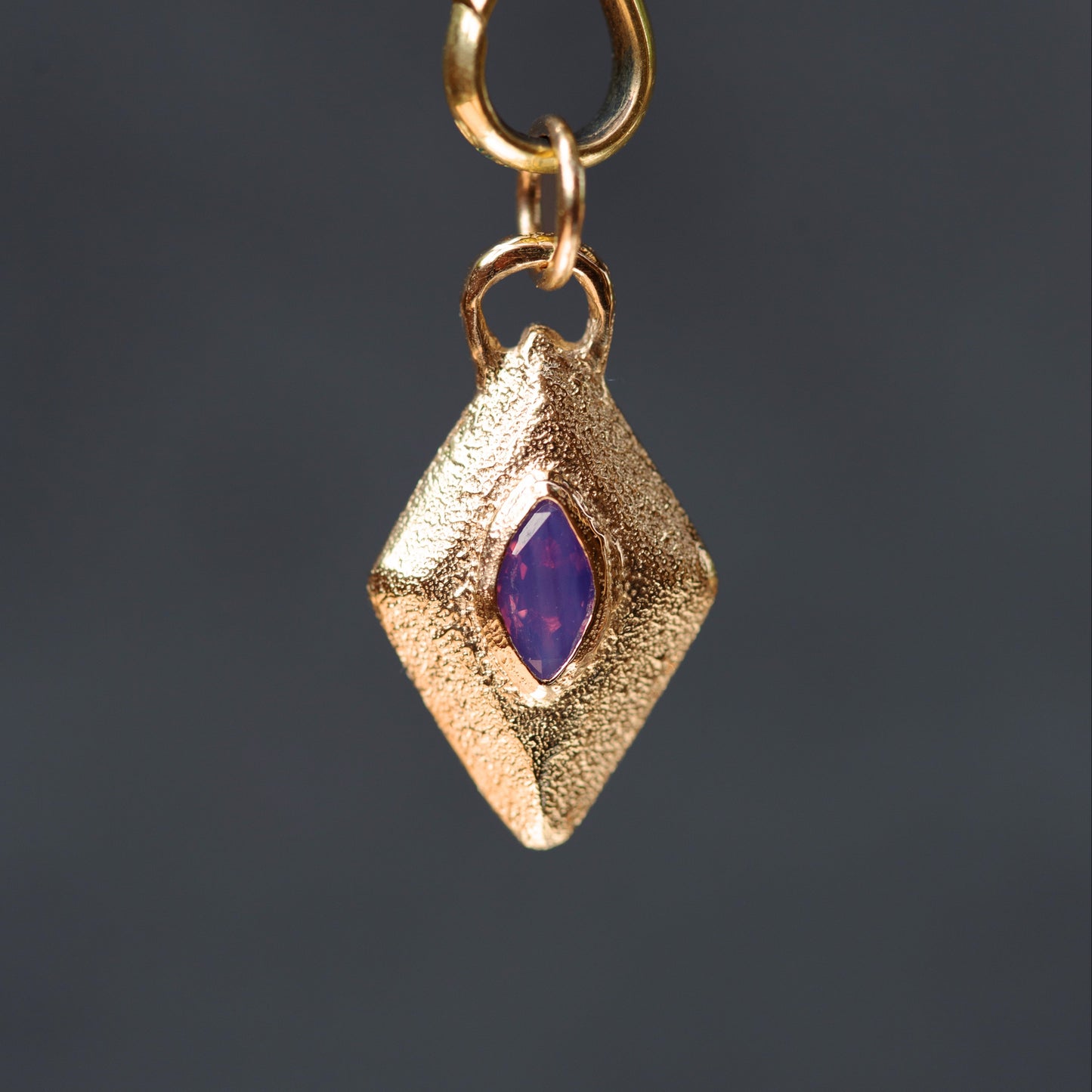 Calypso Amulet