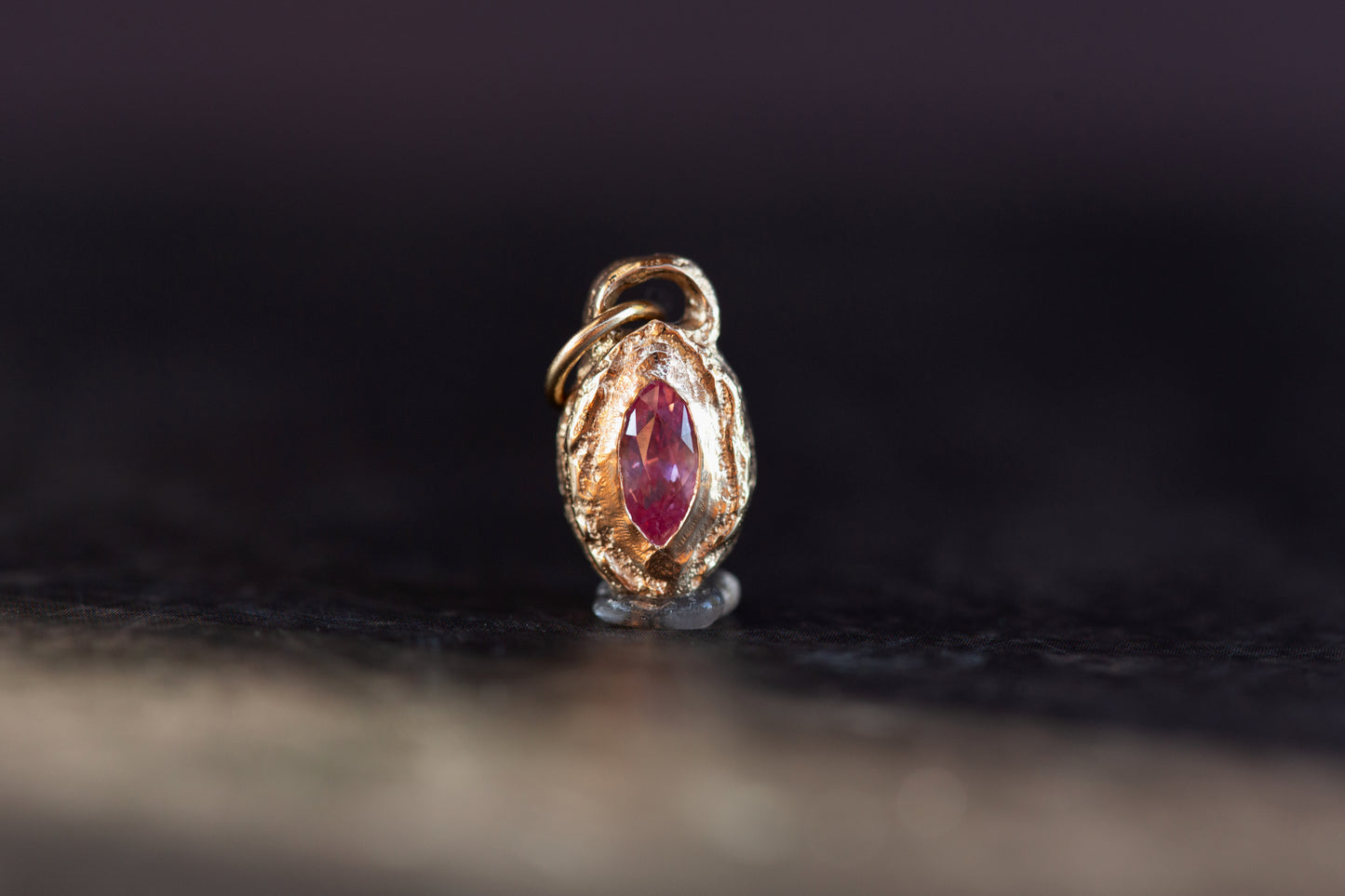 Cyra Amulet