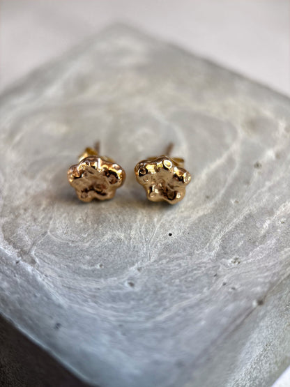 Nugget Flower stud earrings
