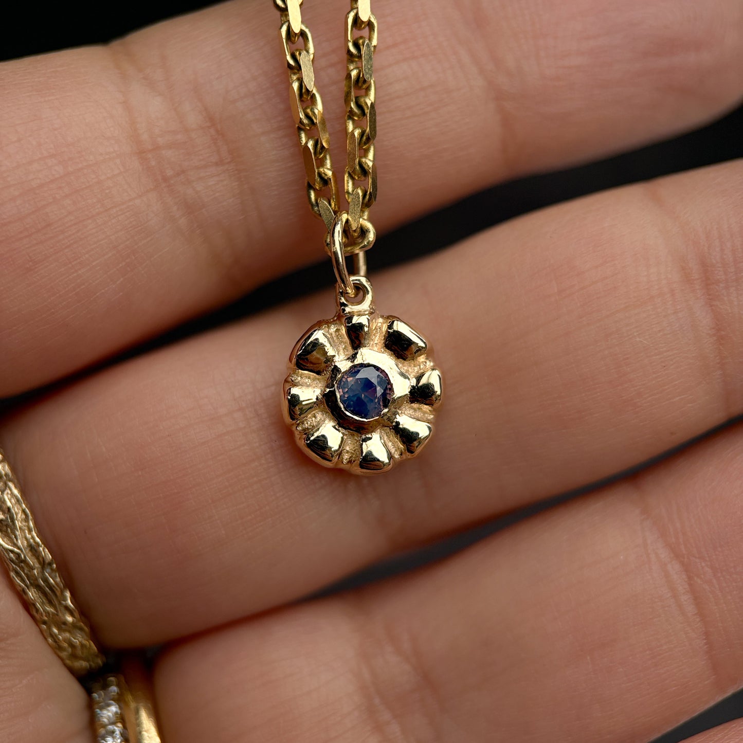 Eternal Flower Amulet