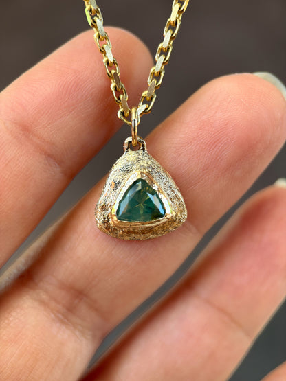 Olea Amulet