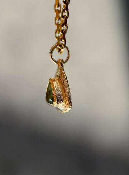 Olea Amulet