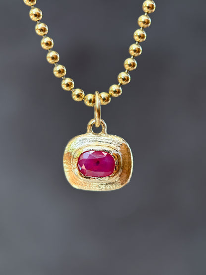 Runa Amulet