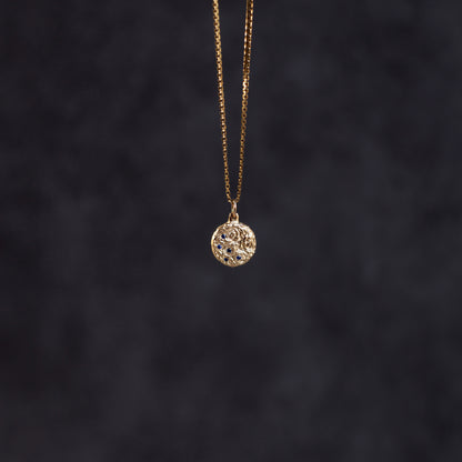 Seraphine Medallion